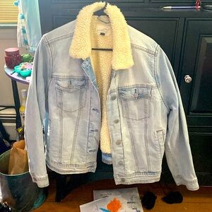 Women’s jeans jacket with fur